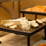 Weiss Hotel 4*
