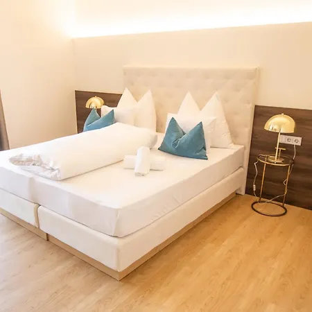 Hotel Weiss