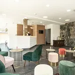 Weiss Hotel 4*