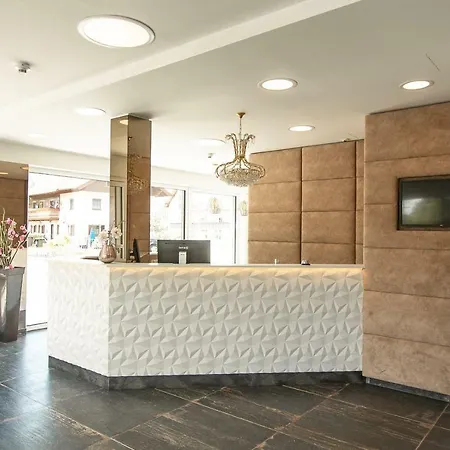 Hotel Weiss